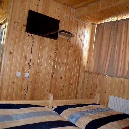テラヴィ Nikala Bed & Breakfast エクステリア 写真